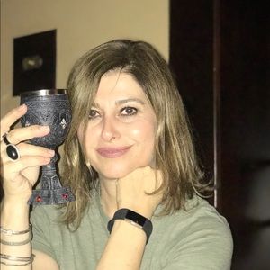 Meet your Posher, Arezo